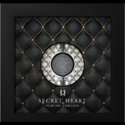 Picture of 2023 Cook Islands Secret Heart 1oz Antique Finish Silver Coin w/COA - 30324